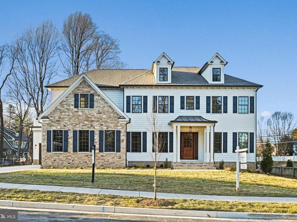 352 Ayr Hill Avenue NE, Vienna VA 22180