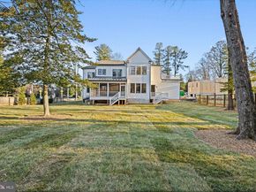 352 Ayr Hill Avenue NE, Vienna VA 22180