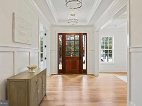 352 Ayr Hill Avenue NE, Vienna VA 22180