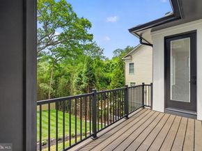 6210 Dahlonega Road, Bethesda MD 20816