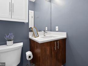 1109 Holbrook Terrace NE 1, Washington DC 20002