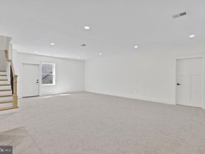 14 E Monroe Avenue, Alexandria VA 22301