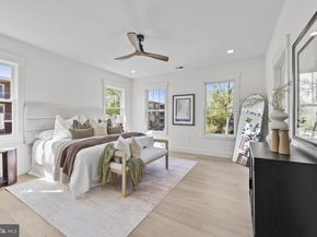 14 E Monroe Avenue, Alexandria VA 22301