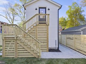 14 E Monroe Avenue, Alexandria VA 22301