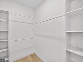 14 E Monroe Avenue, Alexandria VA 22301