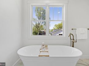 14 E Monroe Avenue, Alexandria VA 22301