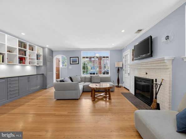 2119 Huidekoper NW, Washington DC 20007