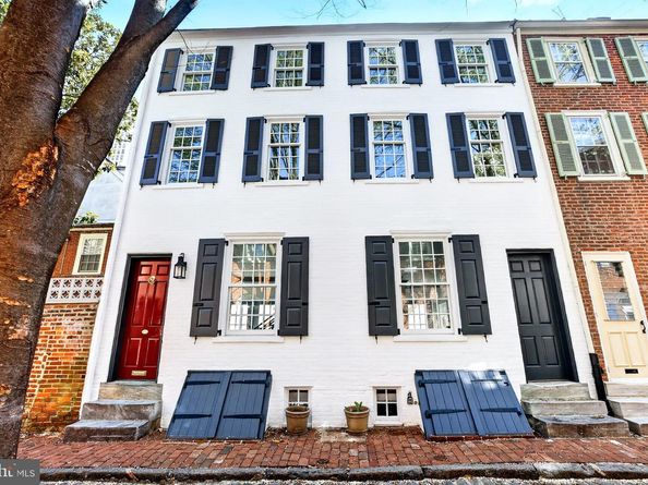 303 S American Street, Philadelphia PA 19106