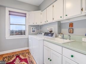 4000 Cathedral Avenue NW 736B, Washington DC 20016