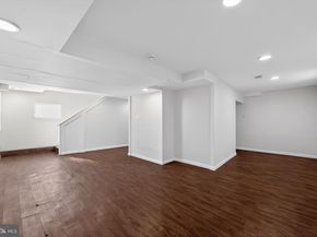 43 W Central Avenue, Paoli PA 19301