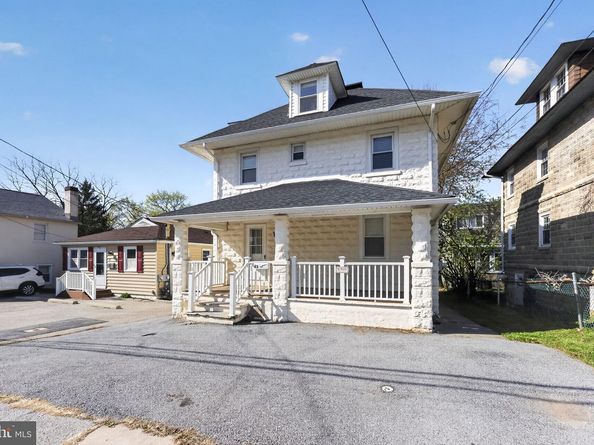 43 W Central Avenue, Paoli PA 19301
