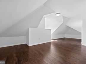 43 W Central Avenue, Paoli PA 19301