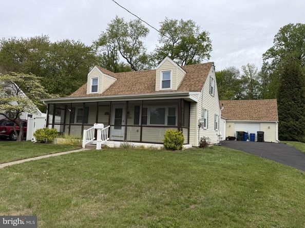 337 Surrey Lane, Hatboro PA 19040