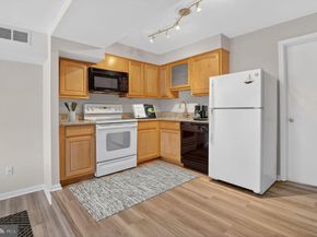 154 N Bedford Street A, Arlington VA 22201