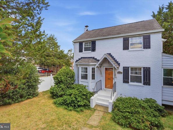 5300 Wilson Boulevard, Arlington VA 22205