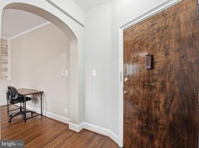 3900 Connecticut Avenue NW 406F, Washington DC 20008