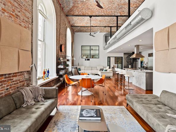 105 S 12TH Street 202/203, Philadelphia PA 19107