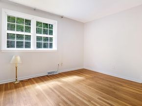 1086 Gravel Hill Road, Huntingdon Valley PA 19006