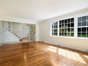 1086 Gravel Hill Road, Huntingdon Valley PA 19006