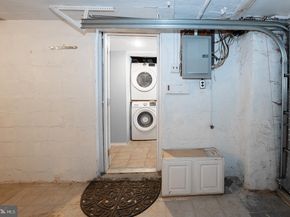 165 Stoneway Lane, Bala Cynwyd PA 19004