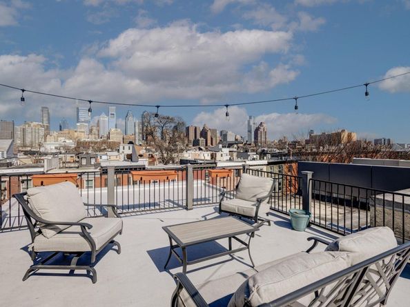1826 Christian Street C, Philadelphia PA 19146