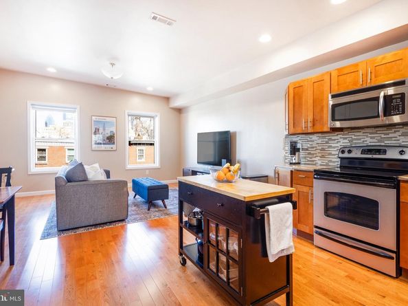 1826 Christian Street C, Philadelphia PA 19146