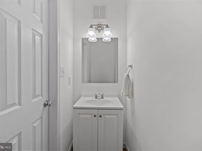 534 Irving Street NW, Washington DC 20010