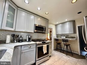 26 Poe, Wyncote PA 19095