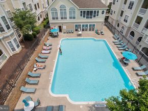 4560 Strutfield Lane 1110, Alexandria VA 22311
