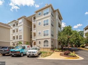 4560 Strutfield Lane 1110, Alexandria VA 22311