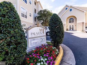 4560 Strutfield Lane 1110, Alexandria VA 22311