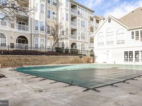 4560 Strutfield Lane 1110, Alexandria VA 22311
