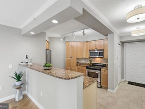 3101 N Hampton Drive 718, Alexandria VA 22302