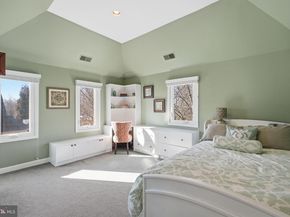 9860 Avenel Farm, Potomac MD 20854