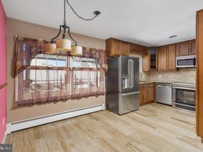 90 Cobalt Ridge Drive E E, Levittown PA 19057