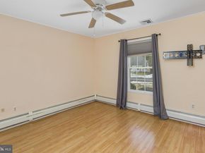 90 Cobalt Ridge Drive E E, Levittown PA 19057