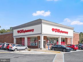 5300 Holmes Run Parkway 402, Alexandria VA 22304