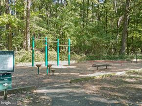 5300 Holmes Run Parkway 402, Alexandria VA 22304