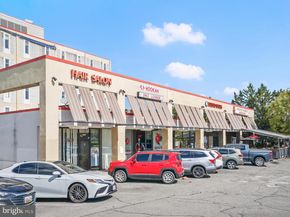 5300 Holmes Run Parkway 402, Alexandria VA 22304