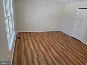 10217 Mckean Court, Great Falls VA 22066