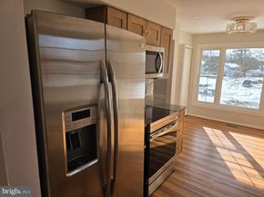 10217 Mckean Court, Great Falls VA 22066