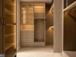 500 Walnut Street 701, Philadelphia PA 19106