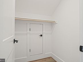 1109 Ingleside Avenue, Mclean VA 22101