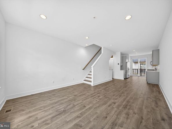 7348 Blade Drive, Falls Church VA 22042
