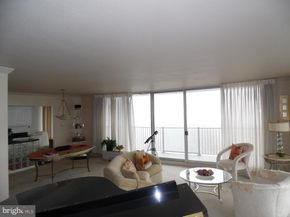 3900 Ford Road 16E, Philadelphia PA 19131