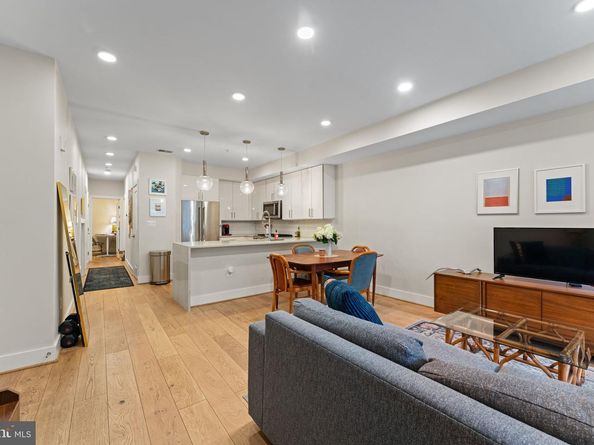 3435 14TH Street NW 3, Washington DC 20010