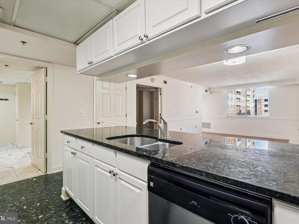 1276 N Wayne Street 805, Arlington VA 22201