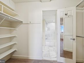 1276 N Wayne Street 805, Arlington VA 22201