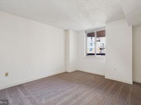 1276 N Wayne Street 805, Arlington VA 22201