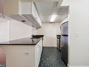 1276 N Wayne Street 805, Arlington VA 22201